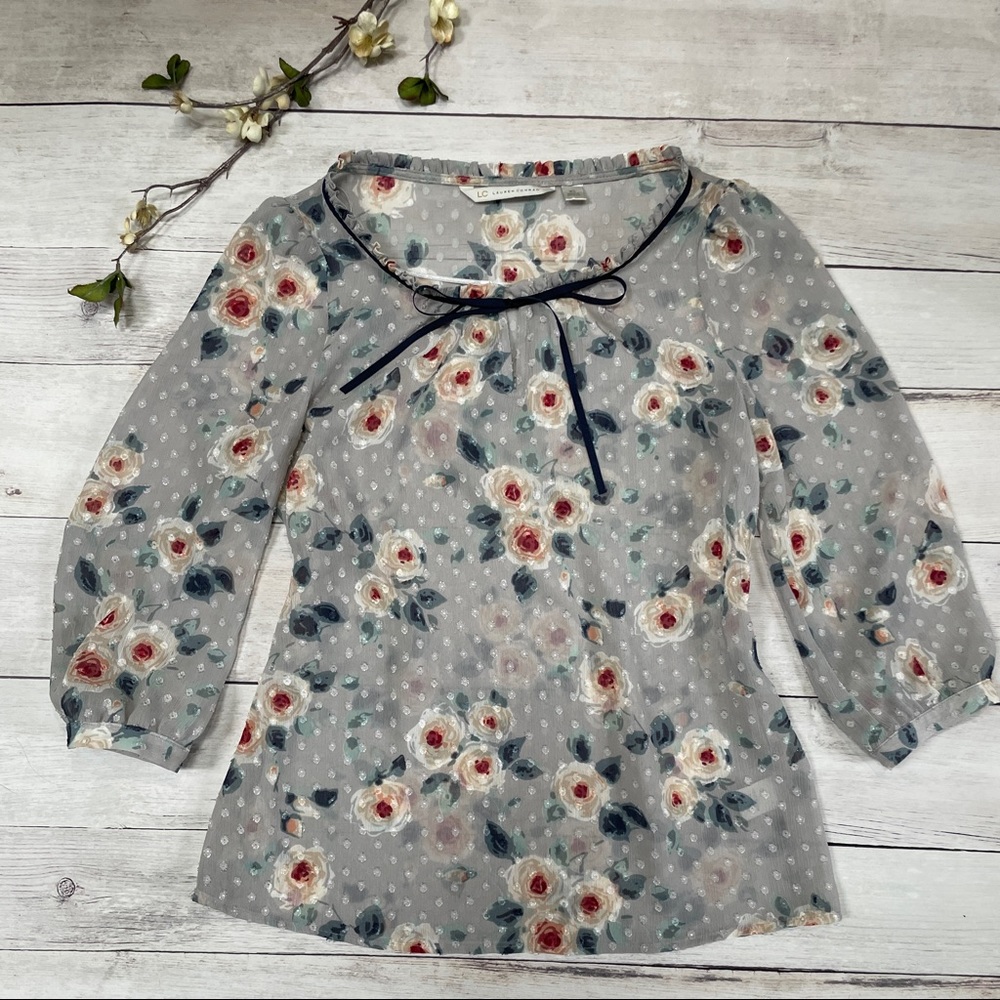 Floral Blouse with 3/4 sleeves, Lauren Conrad, ribbons, Size XS